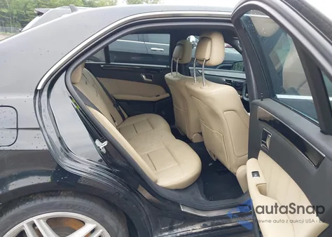 2011 Mercedes-Benz E 350 4Matic z USA, uszkodzony, nr VIN WDDHF8HB1BA432394